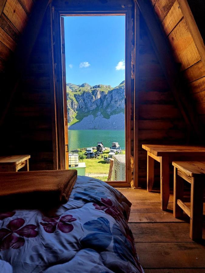 Kapetanovo Jezero, Mountain Cottage Captain'S Lake Kolašin Exteriör bild